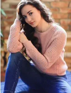 Elite escort service in Lakadpur for home and hotel visits